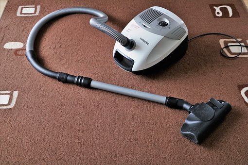 Servicio de limpieza y desinfección de alfombras en surco